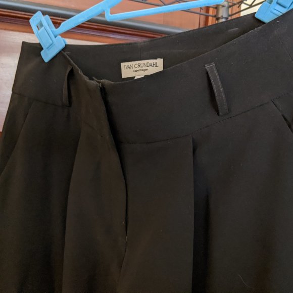 Ivan Grundhal Black Jodphur Shaped Pant - Picture 6 of 7